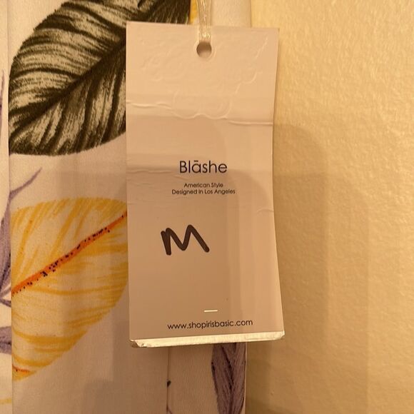 Blashe Pleated Wide Leg Pull on Pants - NWT - Picture 5 of 7